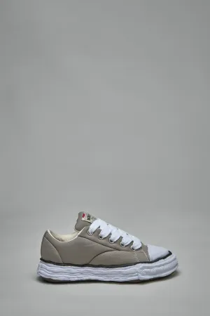 PETERSON 23 Padded Low Top Sneaker
