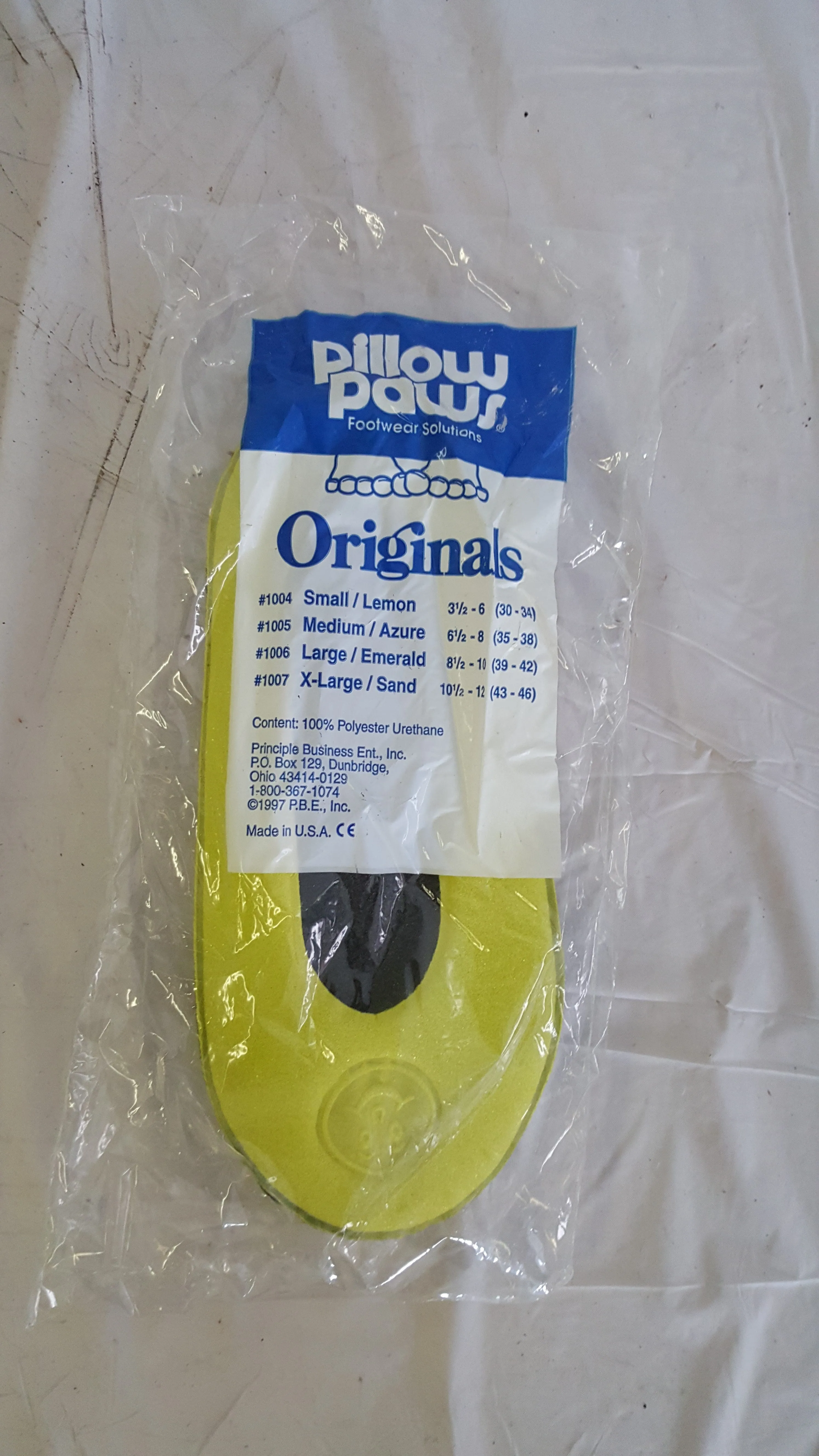 PILLOW PAWS ORIGINALS Disposable Foam Slippers Hospital Soft Foot Covers