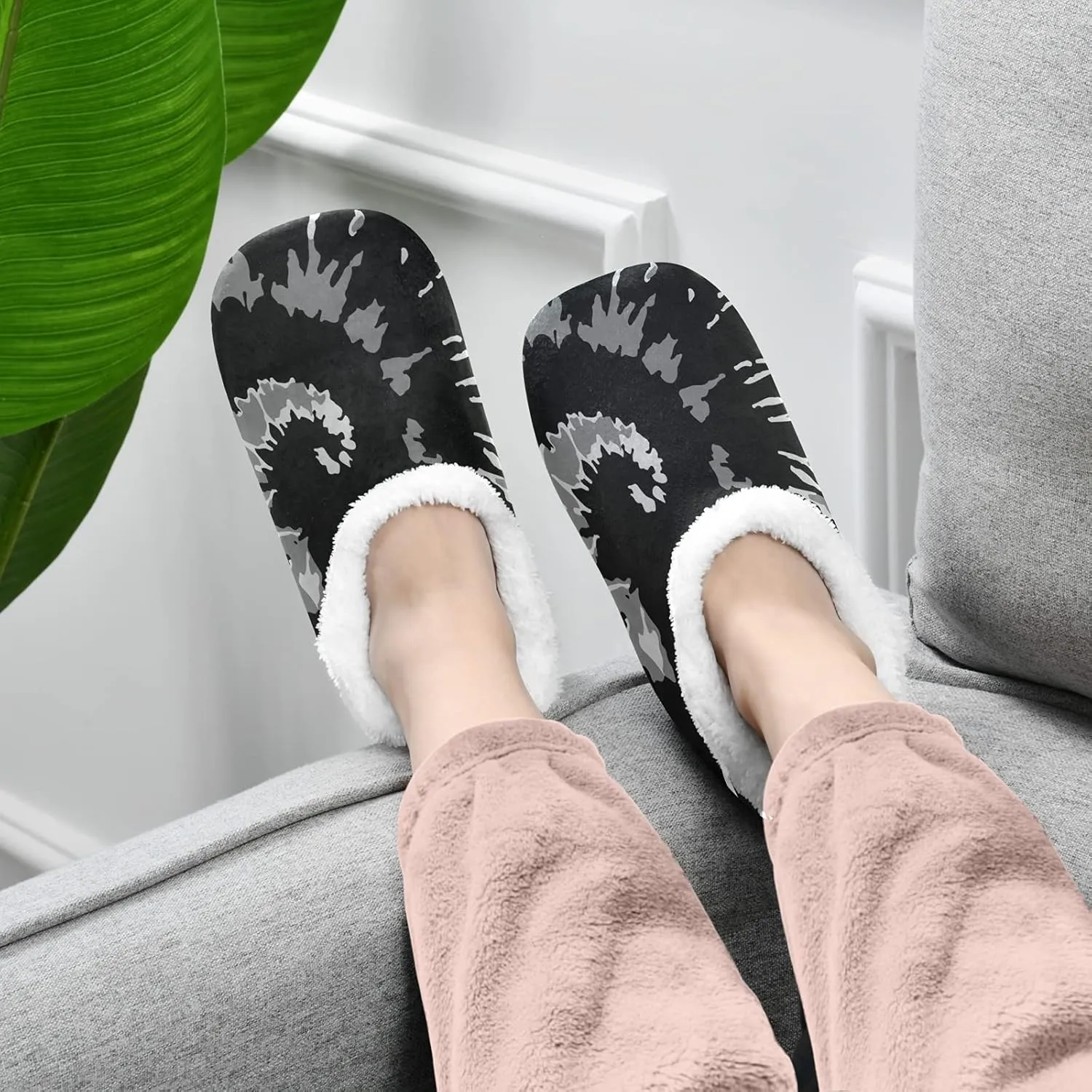 Poeticcity Unisex Fuzzy House Slippers, Warm Fur Lining Shoes, Non-Slip Memory Foam Slippers M-XXL