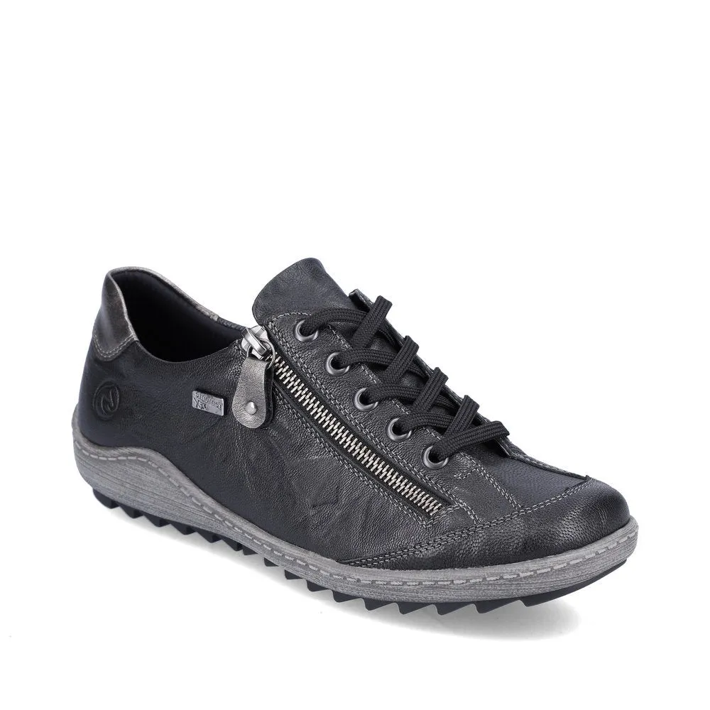 R1402 Liv