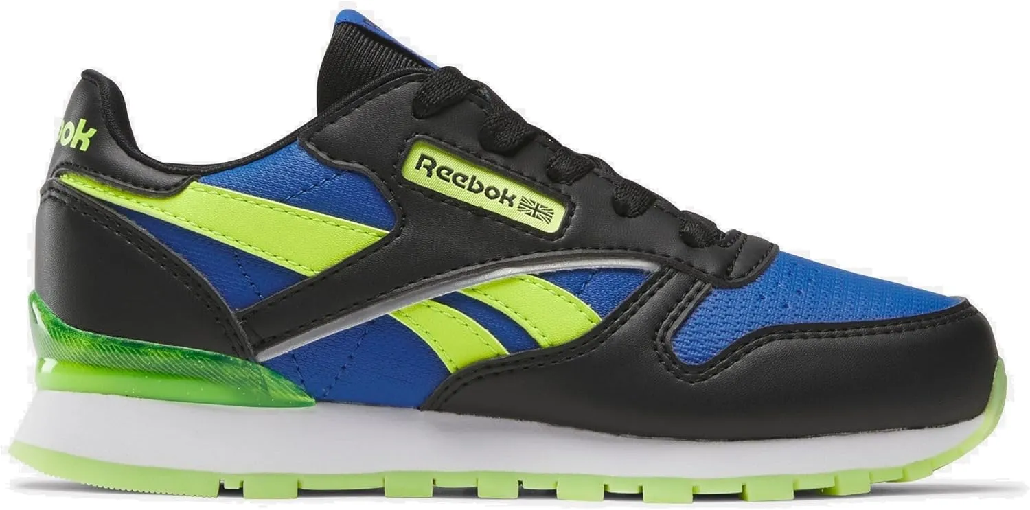 Reebok Unisex-Child Classic Leather Step N Flash Sneaker