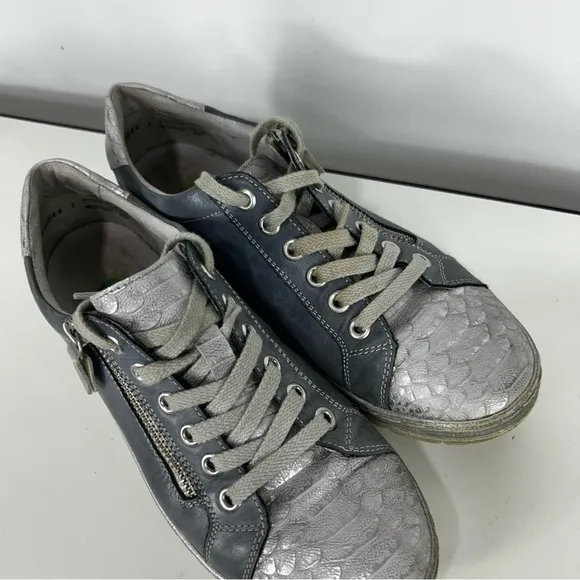 REMONTE blue leather sneaker