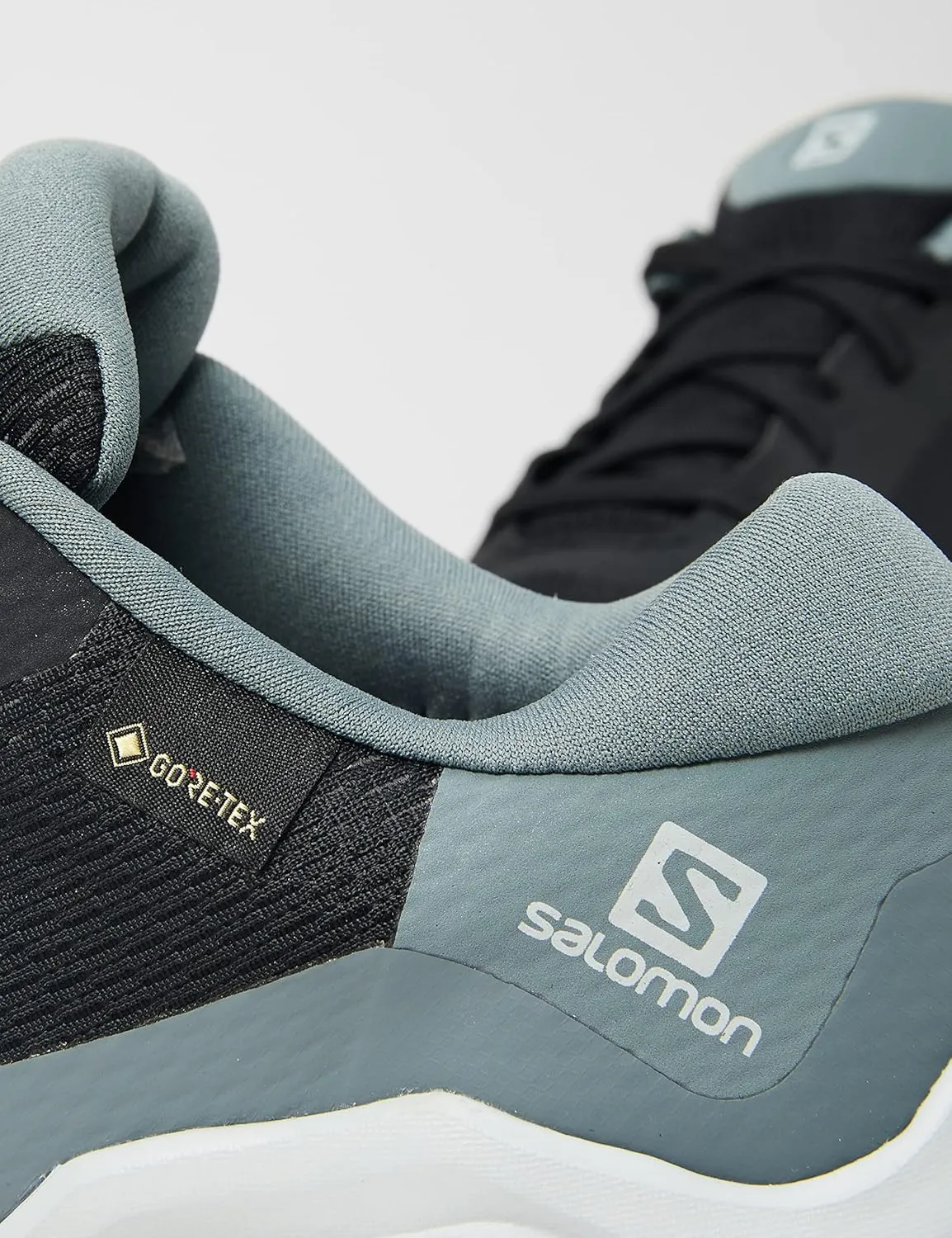 Salomon Women's X Reveal Gore-tex Hiking Shoes