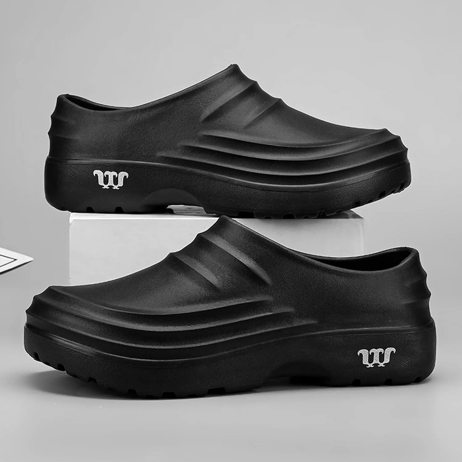 SECHRITE Men's Women's Work Shoes Kitchen Garden Chef Shoes Unisex Waterproof Oil and Slip Resistant Restaurant Nurse Clogs for Food Service Healthcare