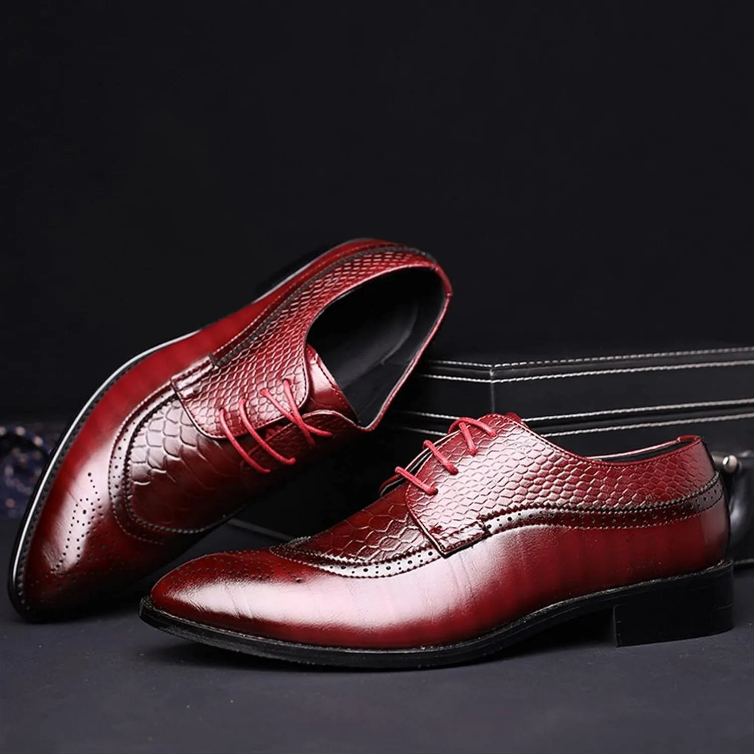 Single Season Formal Shoes Dress Oxford for Men Lace Up Brogue Embossed Crocodile Embossed PU Leather Rubber Sole Anti-Slip Slip Resistant Classic Very Popular Among Young People