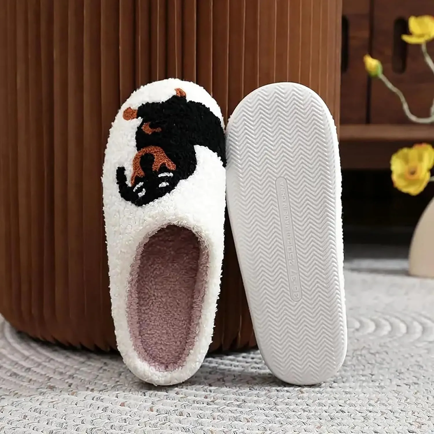 Slippers for Womens Mens Cut Retro Plush Soft Memory Foam House Shoes