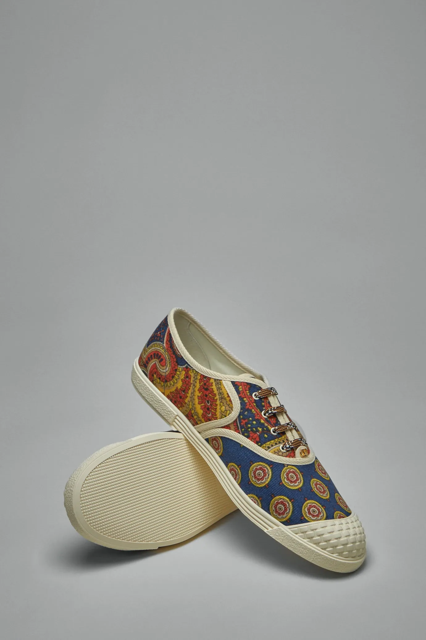 Sneaker Bay by Bay Denim Print