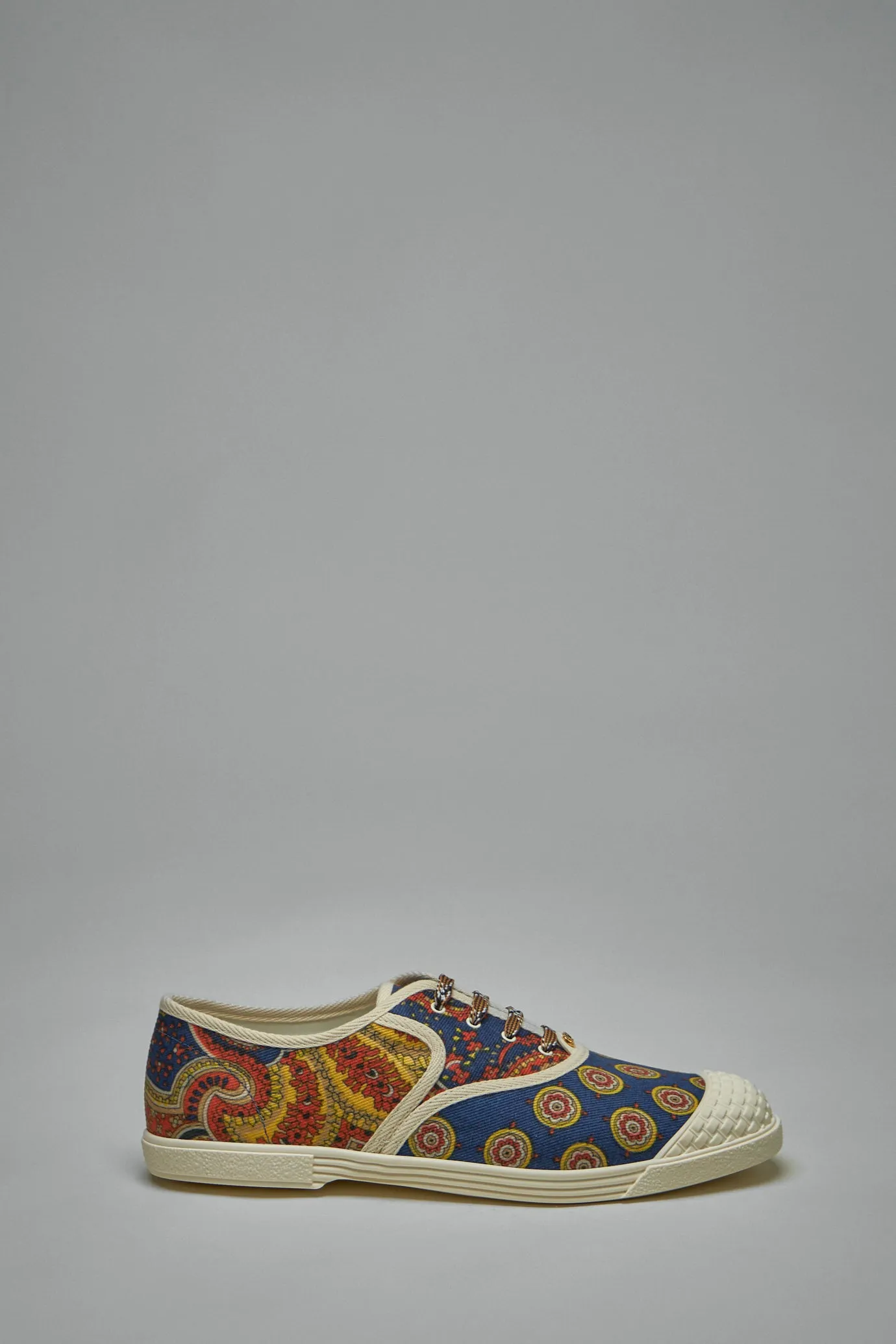 Sneaker Bay by Bay Denim Print