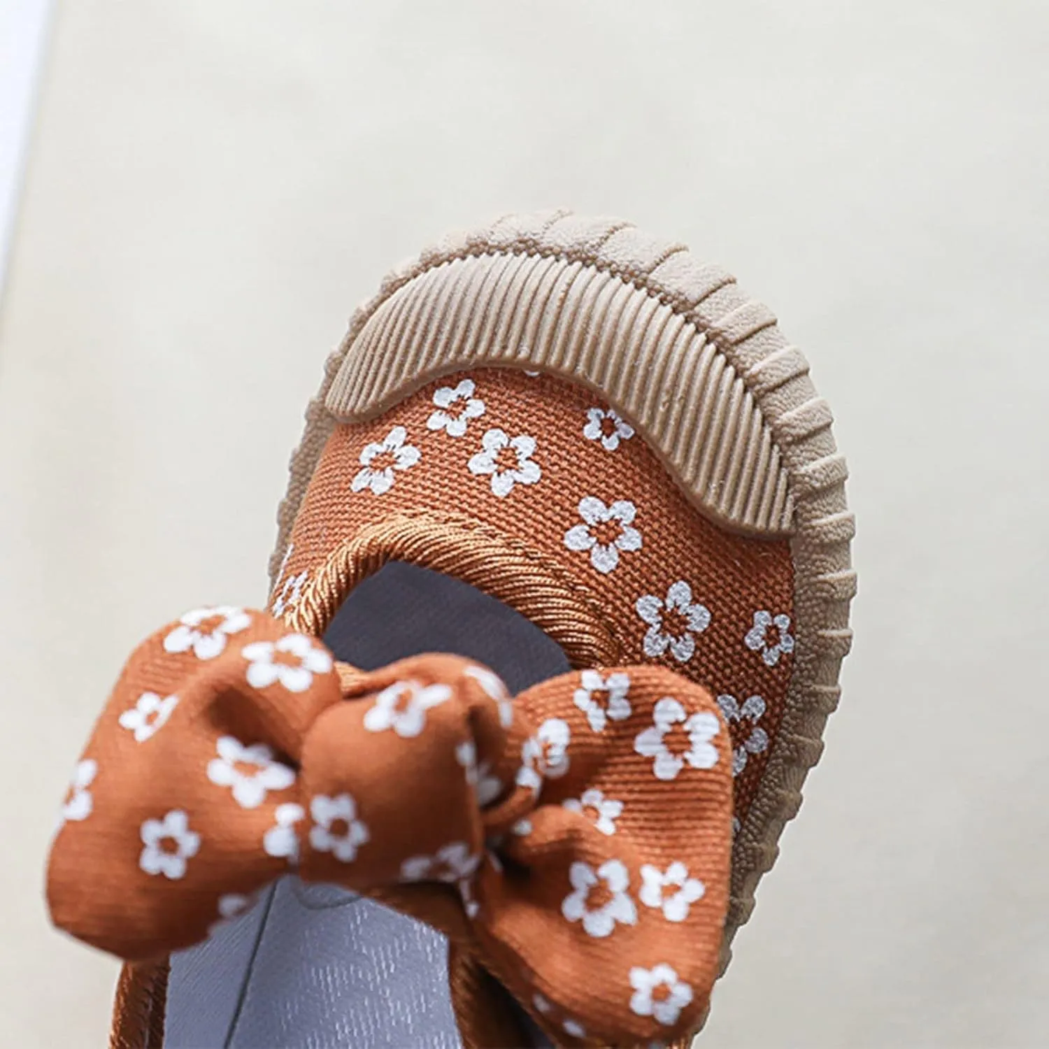 Spring and Summer Girls Casual Shoes Flower Bow Soft Bottom Comfortable and Breathable Big Girl (Brown, 2-2.5Years)