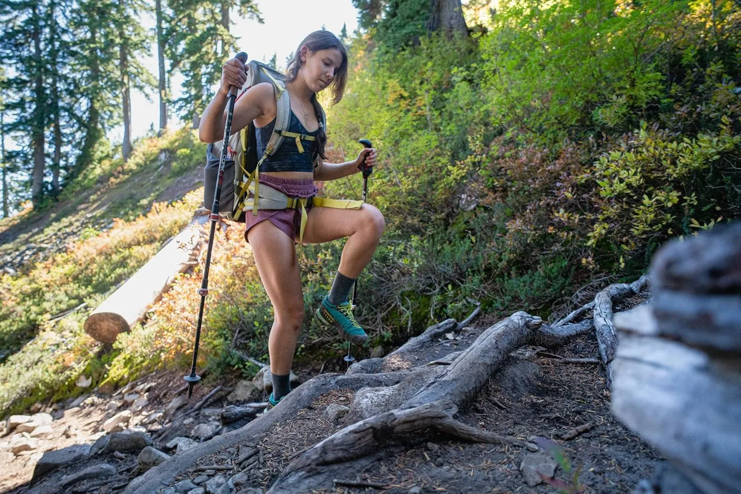 Swiftwick - FLITE XT TRAIL Mid-Crew Socks, Trail Running and Hiking Socks