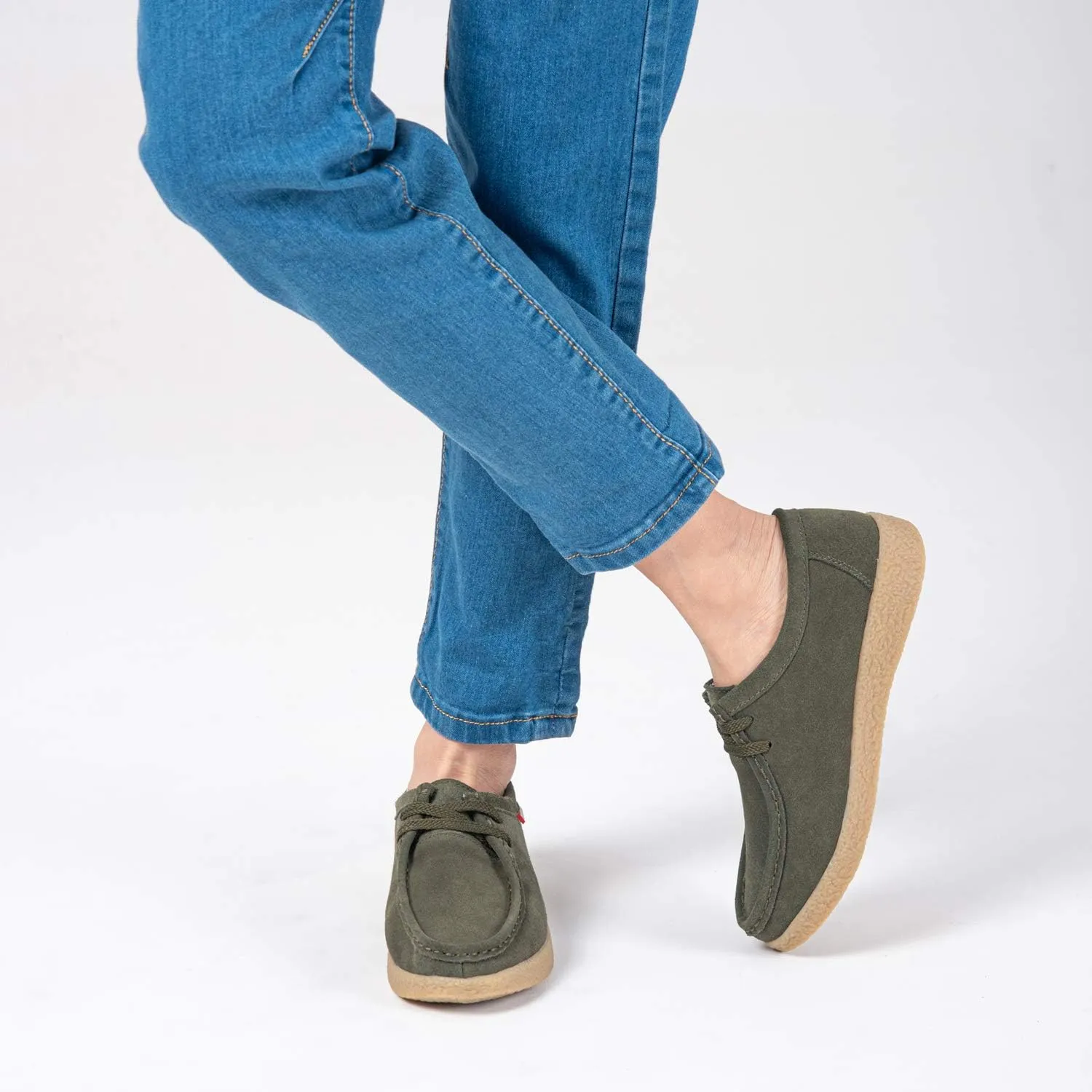 TRULAND Leather Oxford Shoes for Women - Suede Lace Up Moc Toe Low Platform Flat Wallabees Shoes