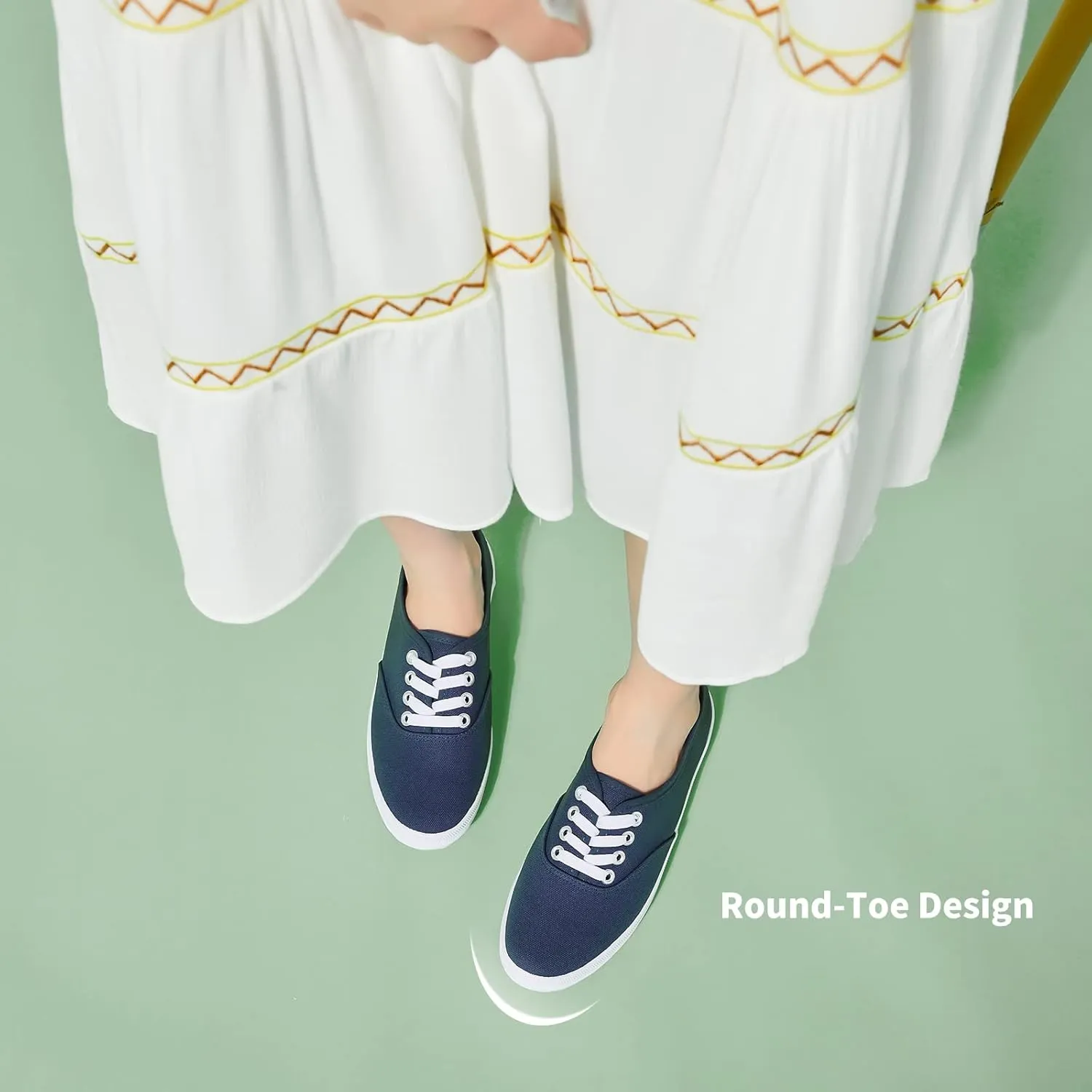 TUOPIN Womens White Canvas Sneakers Low Top Lace-up Canvas Shoes Lightweight Casual Tennis Shoes