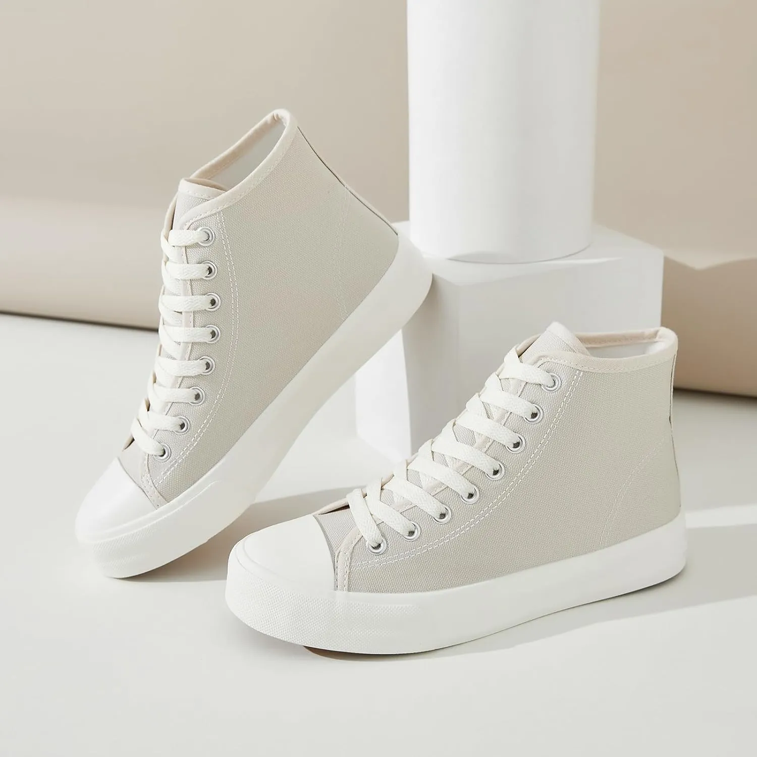 Uoidru High Top Sneakers for Women Canvas Shoes White Canvas High Tops Women Casual Shoes Lace Up Fashion Sneakers