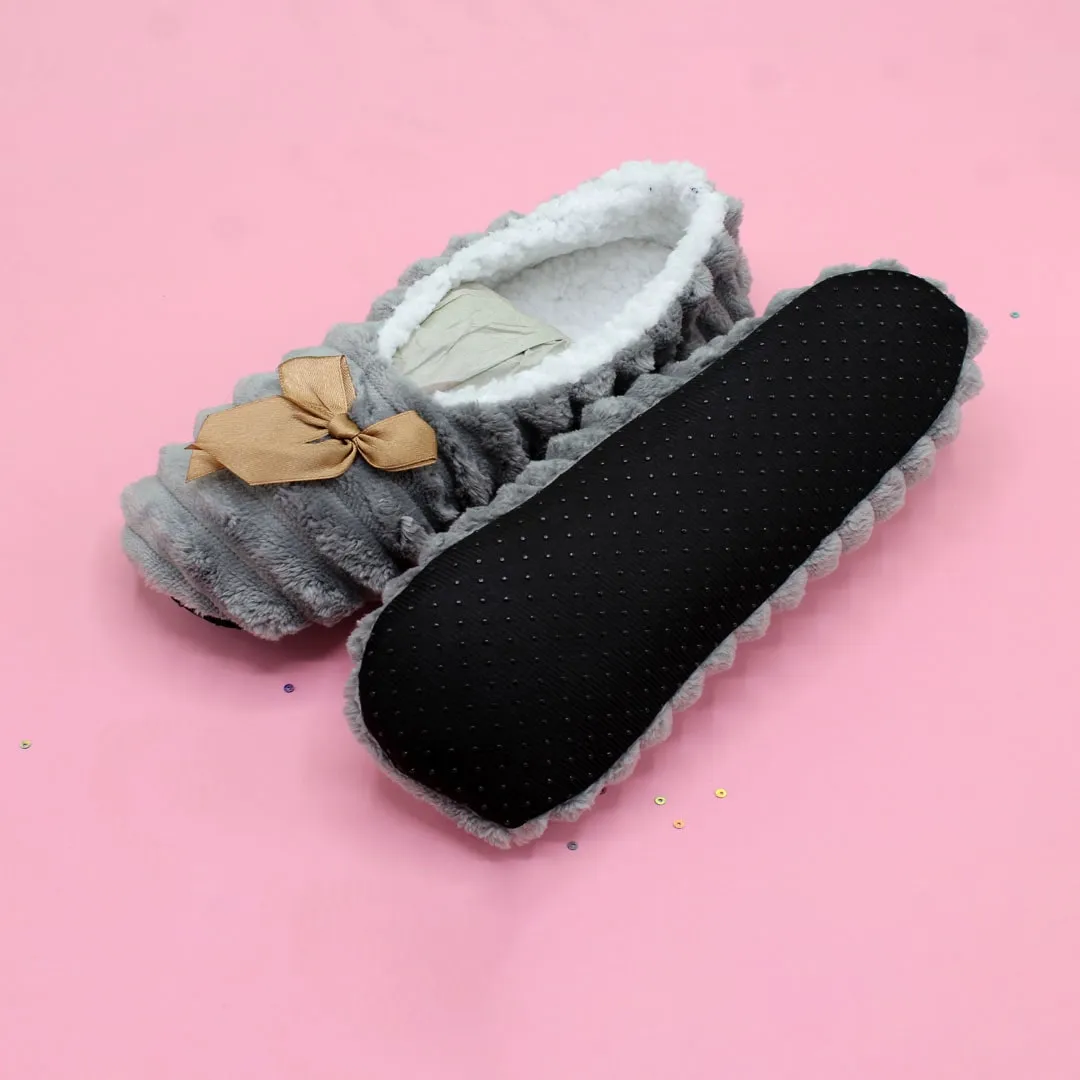 Women Soft Plush Slippers