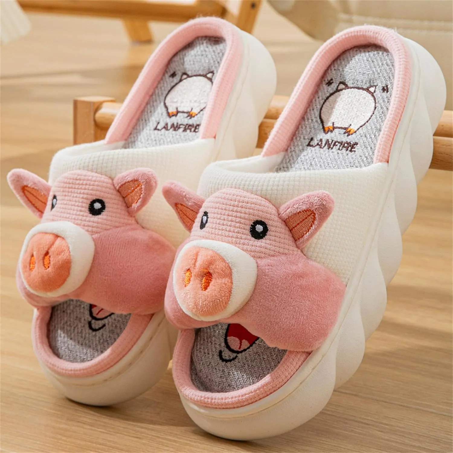 Women's Cute Animal Pig Slippers - Soft, Cosy Four Seasons Home Linen Slippers