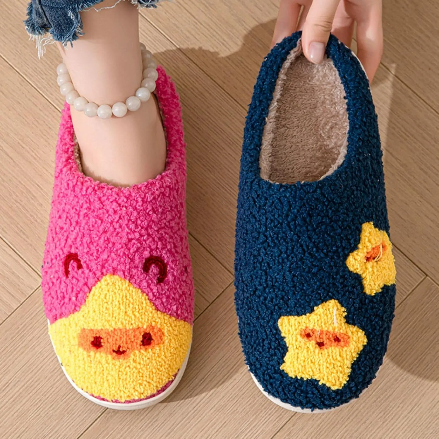 Womens Mens Fluffy Plush Slippers Soft thermal shoesRetro cartoon cute slippers at hom Indoor Outdoor Boys and girls slippers Memory Foam Retro Indoor Outdoor Home Couple Shoes