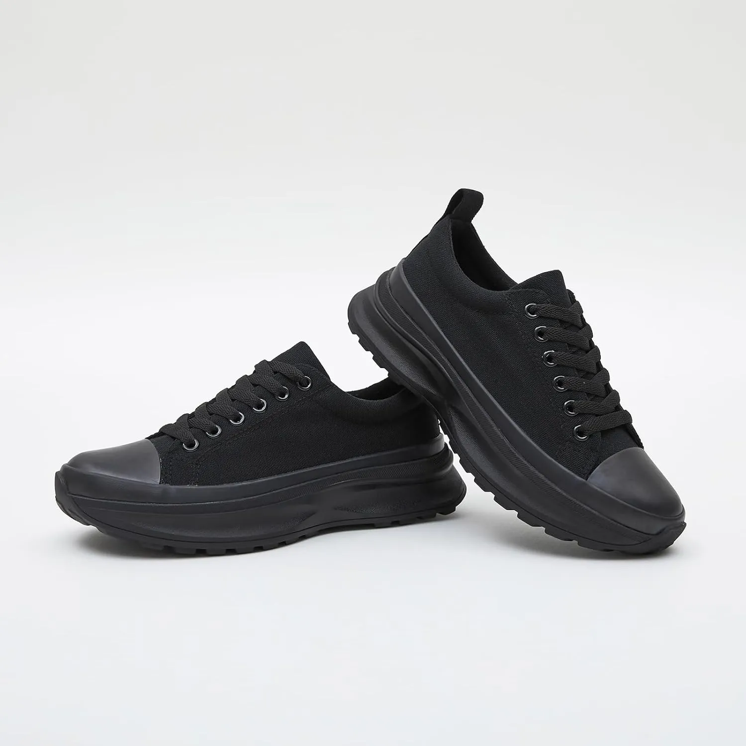 Womens Platform Sneakers Low Top White Shoes for Women Lace Up Canvas Shoes Black Sneakers for Women Comfortable Classic Tennis Shoes