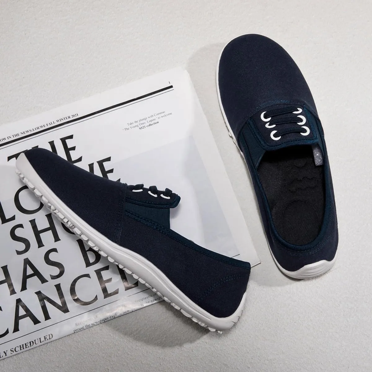 Women's Slip On Canvas Sneakers Low Top Casual Walking Shoes Classic Comfort Flat Barefoot Minimalist Shoes Zero Drop Wide Width Fashion Sneaker