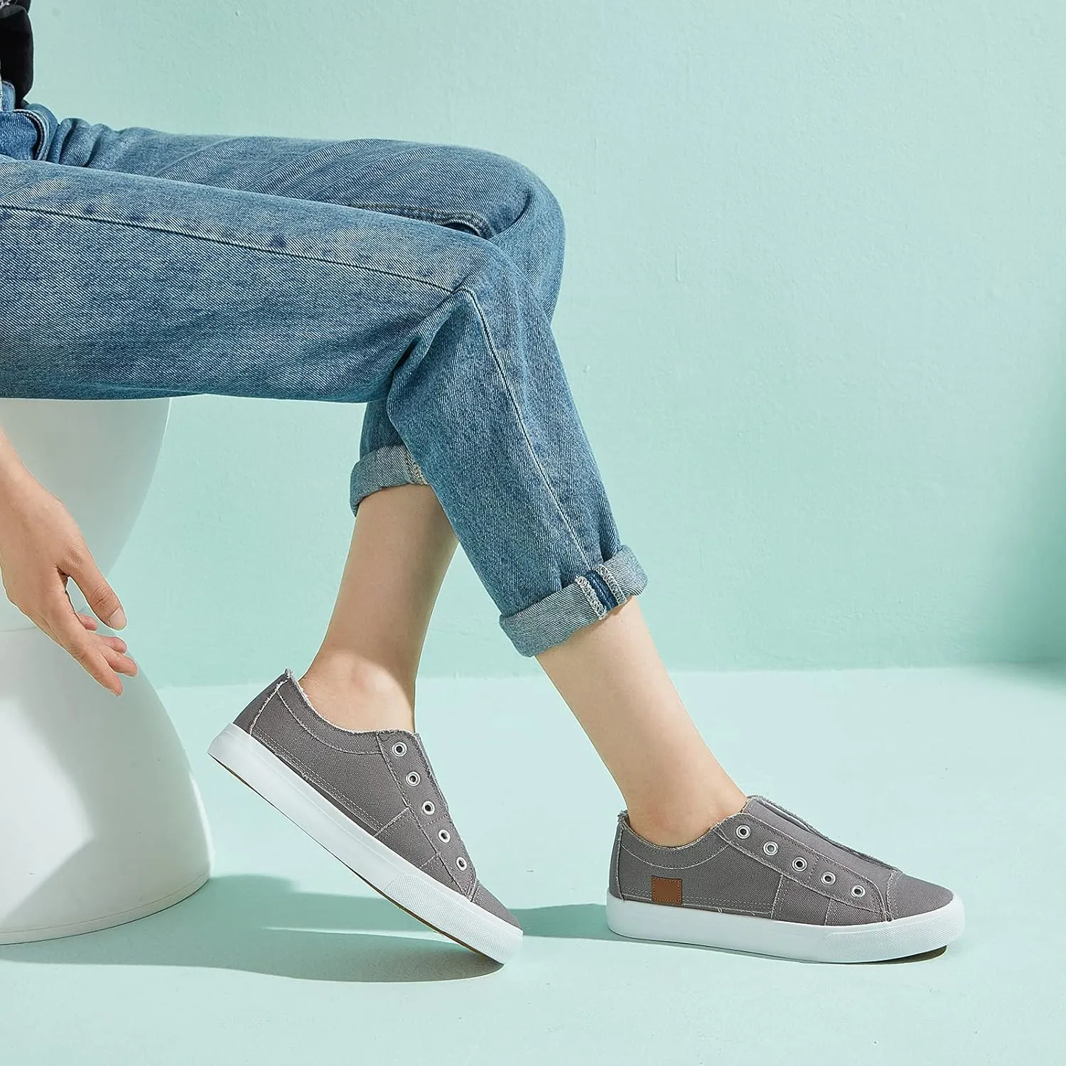 Women's Slip on Shoes Non Slip Fashion Canvas Sneakers Low Top Casual Shoes