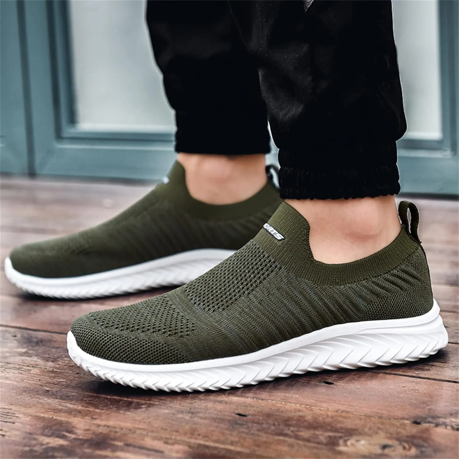 Women's Slip On Sneakers Lightweight Breathable Non Slip Work Shoes Women Walking Men's Casual Shoes Walking Sneakers White Tennis Shoe White Loafers