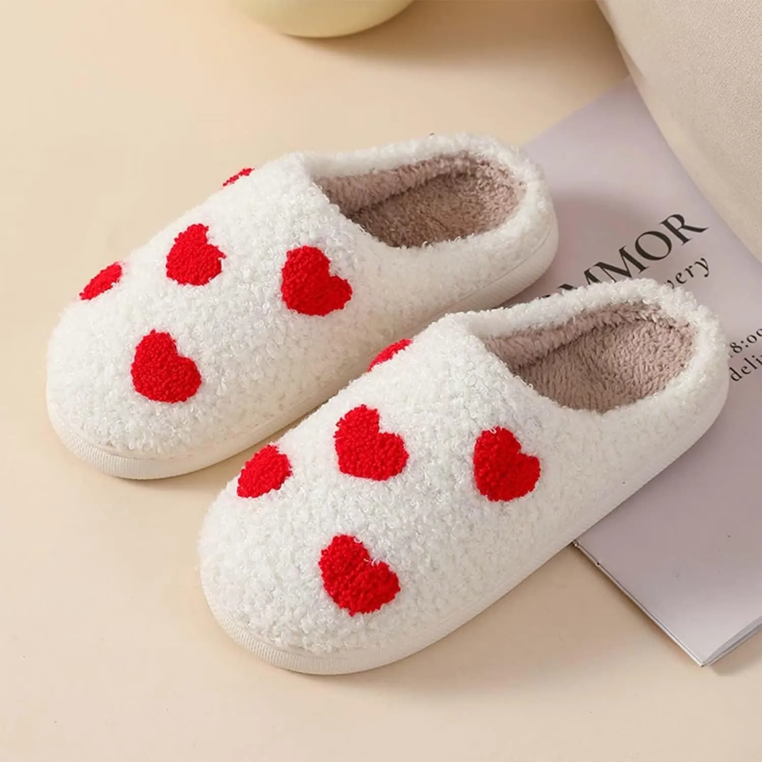 YJEUS Women's Men's Heart Heart Slippers Strawberry Cherry Mushroom Slippers Evil Eye Slippers Cartoon Animal Cat Slippers Memory Foam Cozy Plush Slippers Couple Indoor Household Slippers