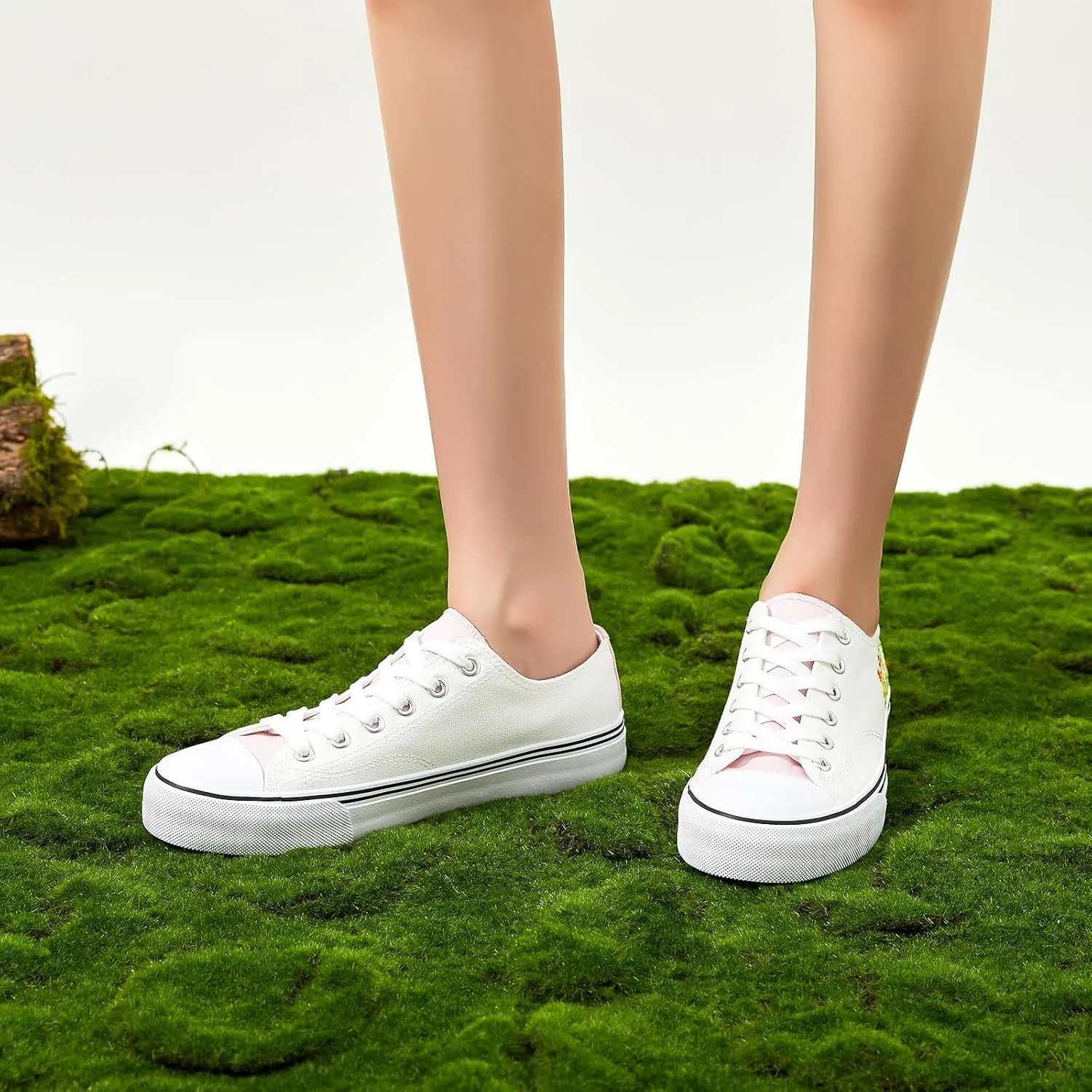 ZGR Womens Low Top Canvas Shoes,Lace up Canvas Sneakers,Casual White Tennis Walking Shoes